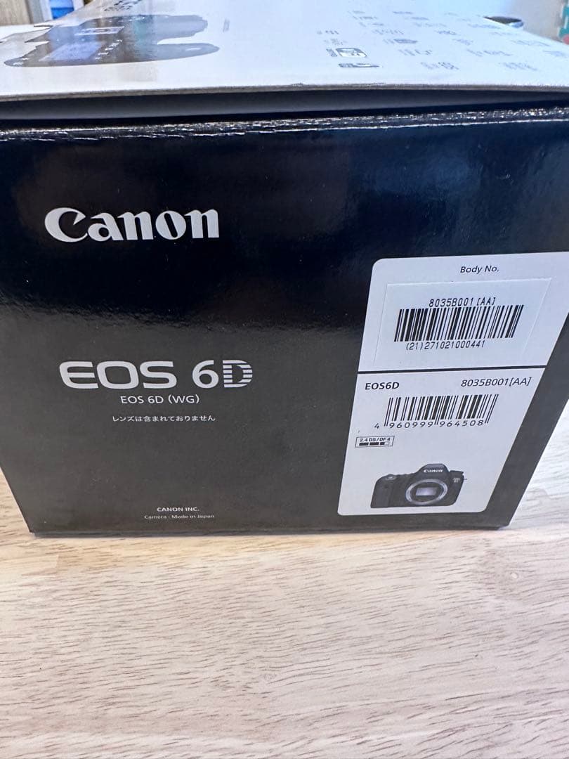 は*る様 Canon EOS 6D デジタル一眼レフカメラ　単焦点レンズ付き