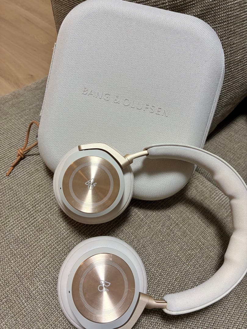B&O Beoplay HX ゴールド 美品 ほぼ未使用