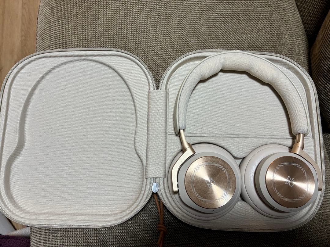 B&O Beoplay HX ゴールド 美品 ほぼ未使用
