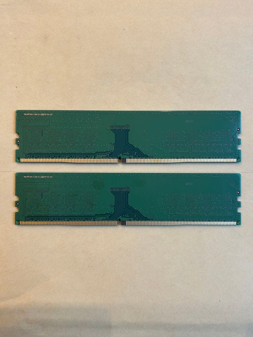 デスクトップ用メモリ　8GB×２枚 DDR4 3200AA