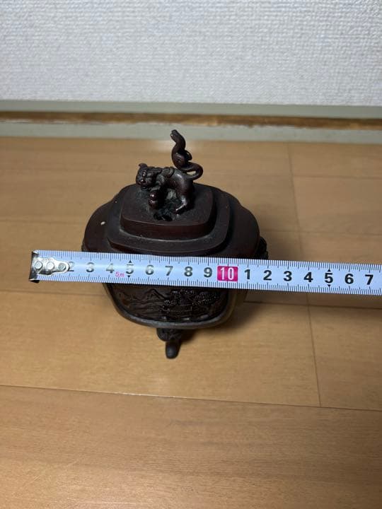 743銅製　獅子香炉