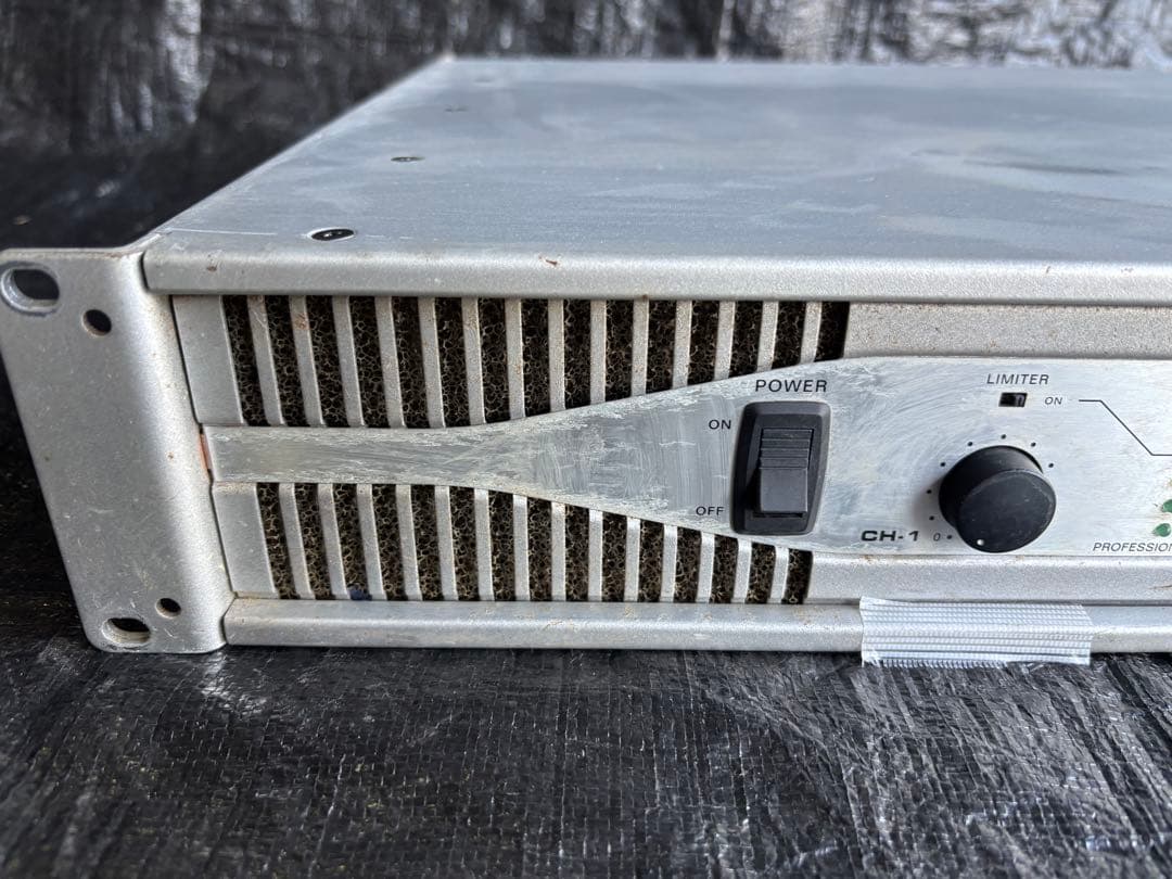 American Audio V3000plus パワーアンプ　2