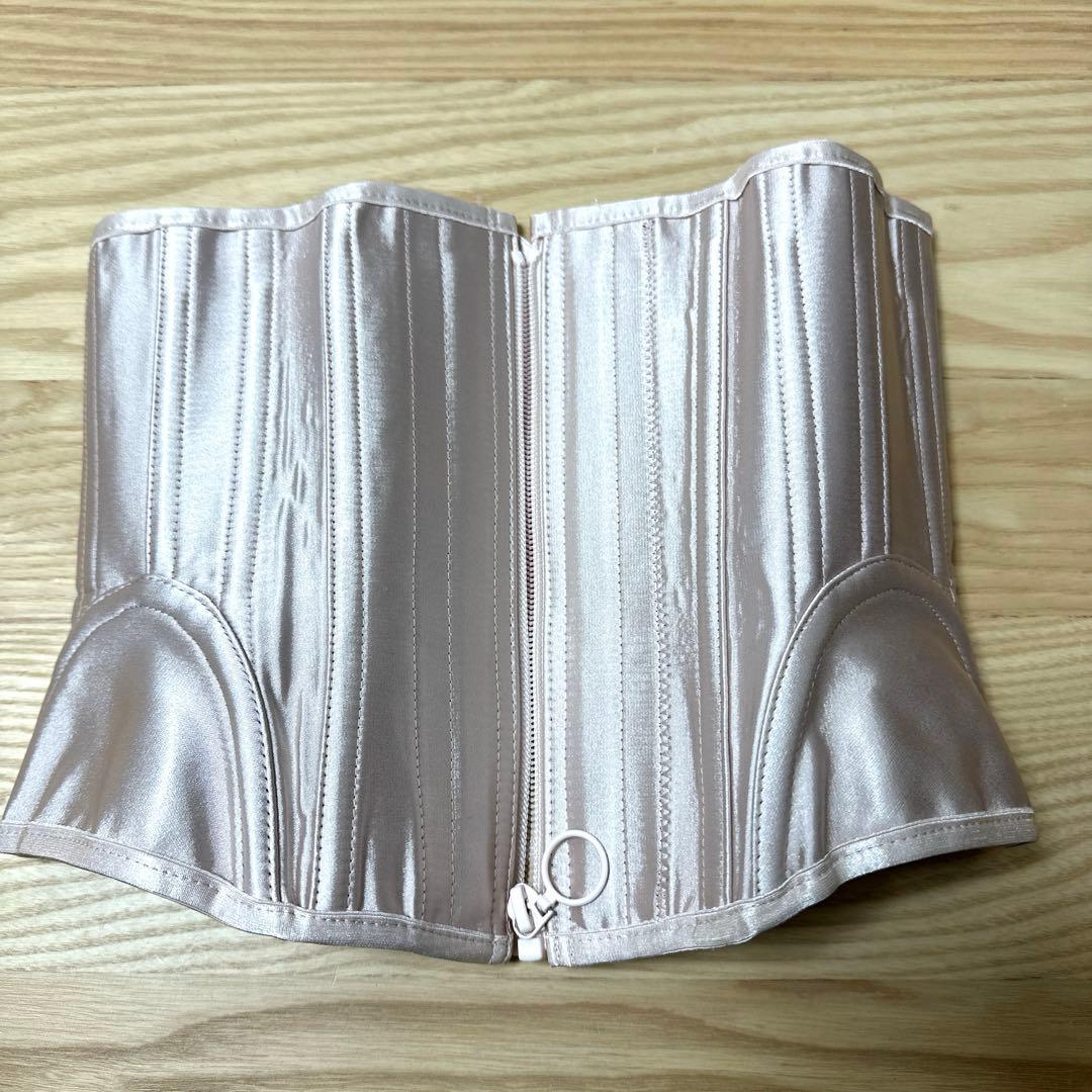 元鈴木さん　ENCHANTED CORSET コルセット