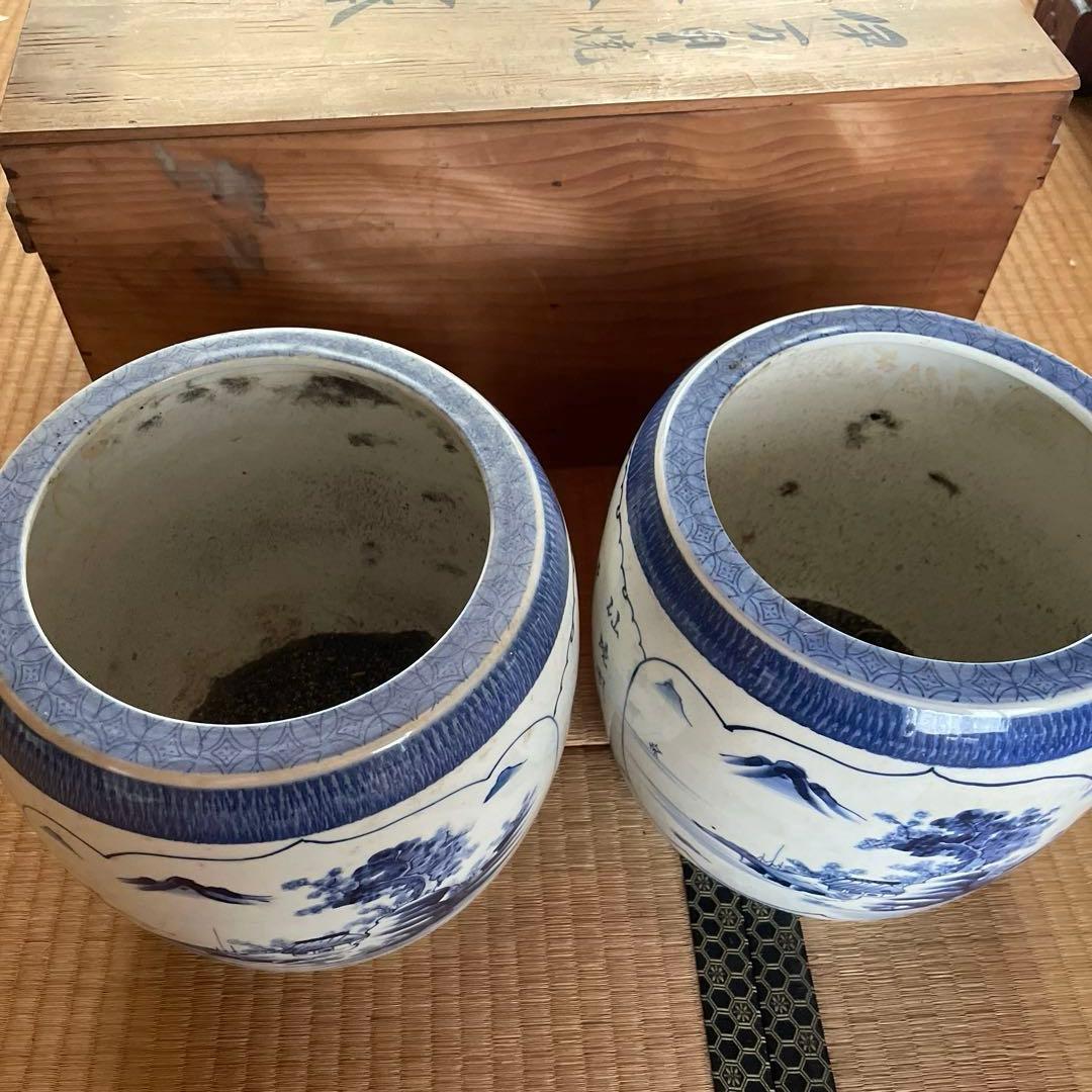 伊万里焼　火鉢　一対　2個セット　レトロ　山水繪火鉢　メダカ　植木鉢　鉢カバー