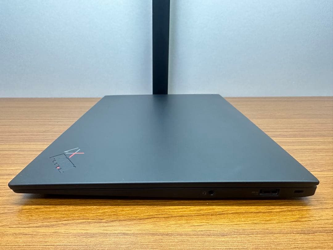 Windowsノート本体 3.Lenovo X1 Carbon Gen9 i5-1135G7 32Gb