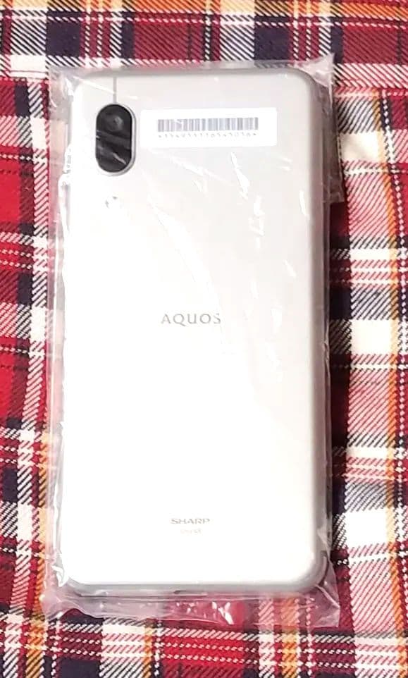 AQUOS sense3 basic SHV48 au 未使用品
