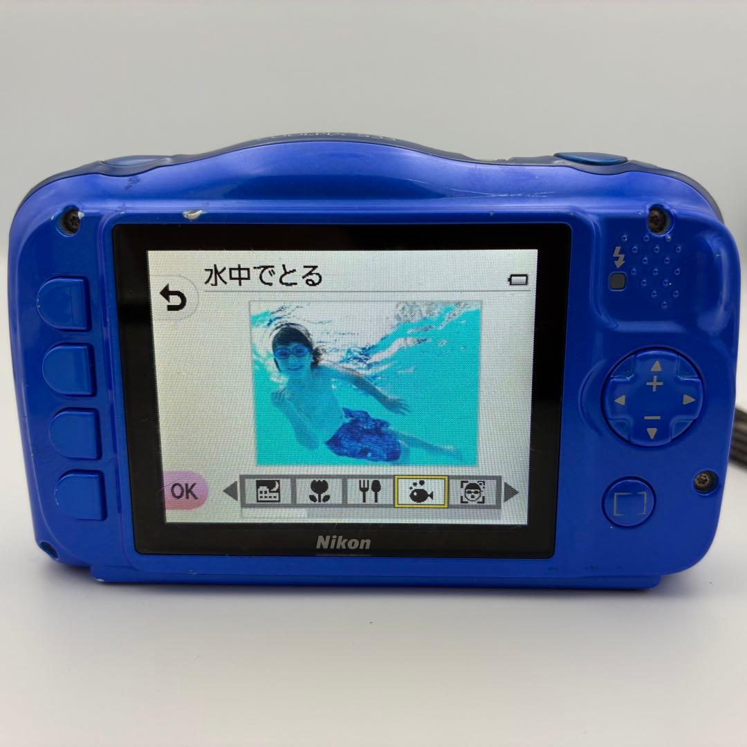 美品★ Nikon COOLPIX S33 コンデジ 防水 カメラ
