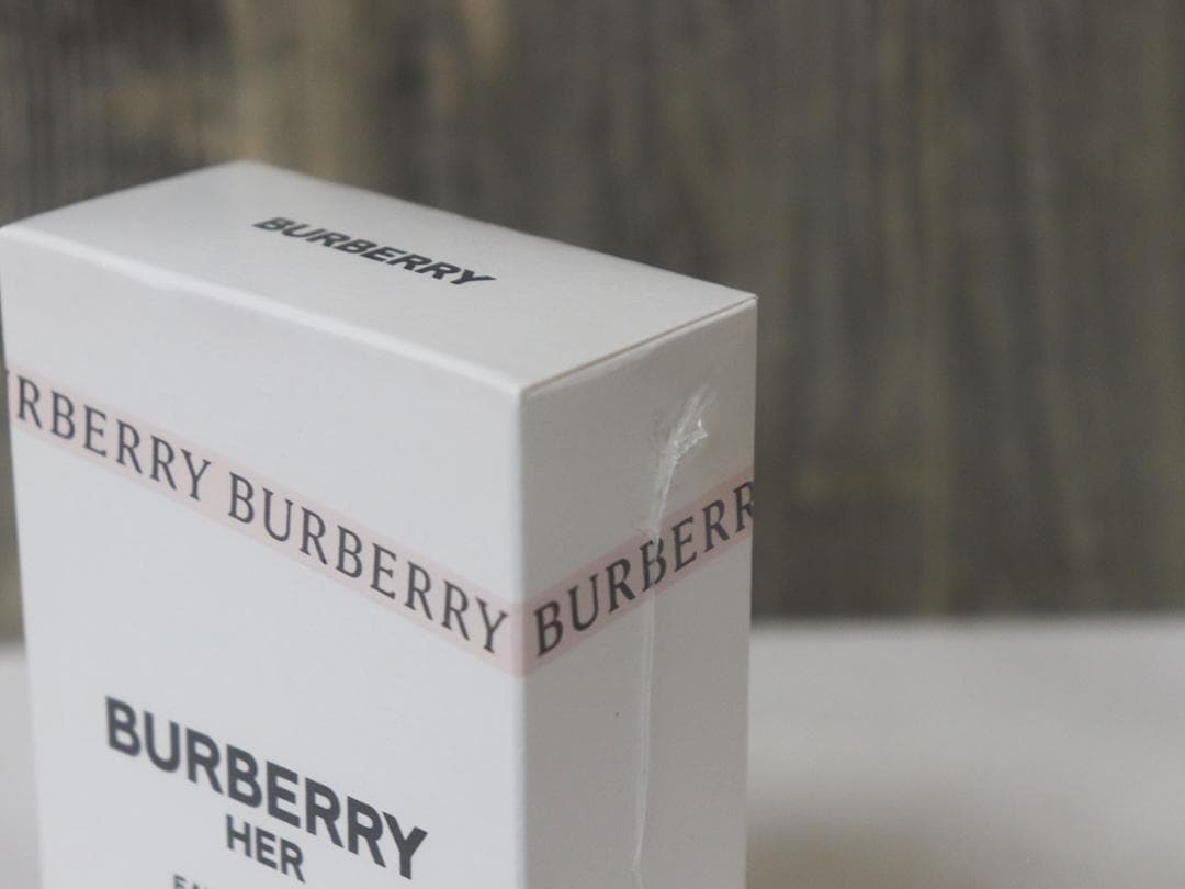 新品未開封★BURBERRY バーバリー　ハー オードパルファム　100ml