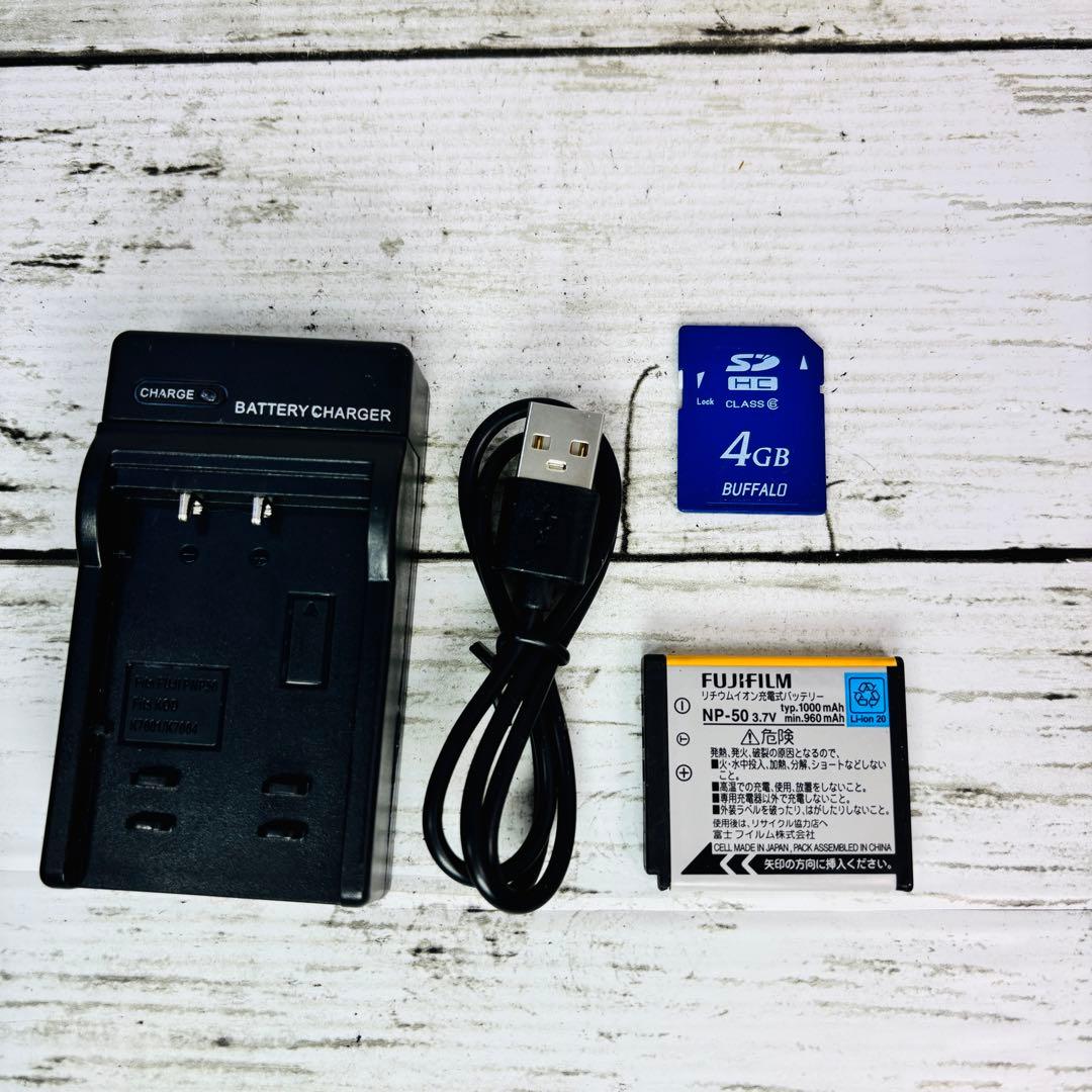 【動作良好】富士フイルム デジタルカメラFINEPIX F50fd ゴールド