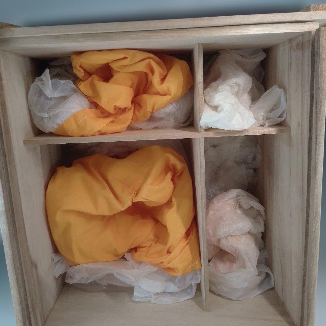 唐金　皆具
