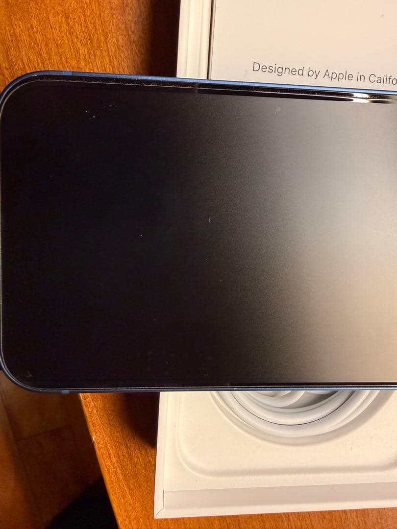 iPhone 13 ブルー