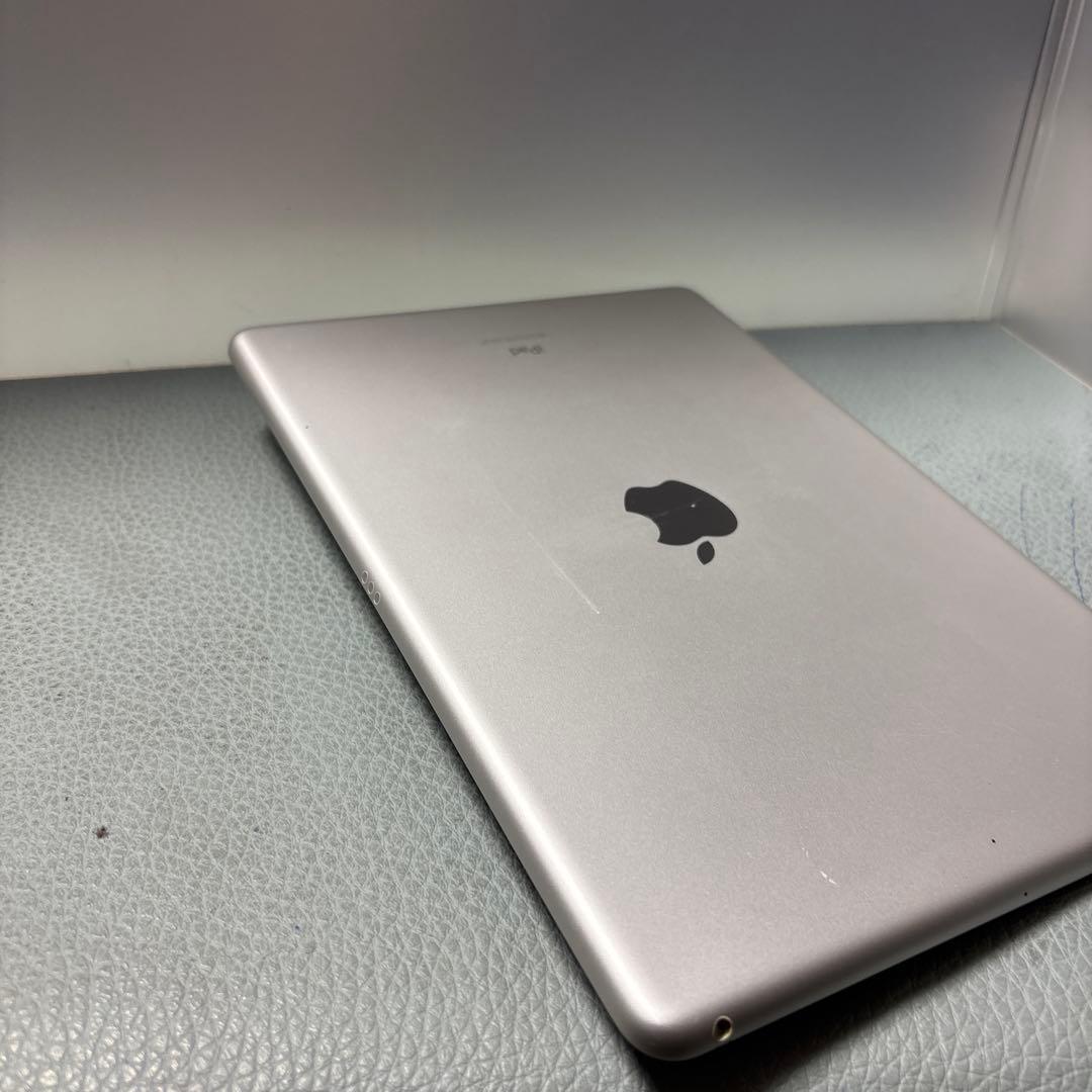 iPad 第9世代256G Wi-Fi PSE新品バッテリー100%