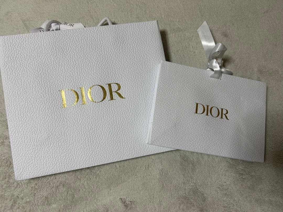 Dior バックステージ フェイス グロウ パレット 004