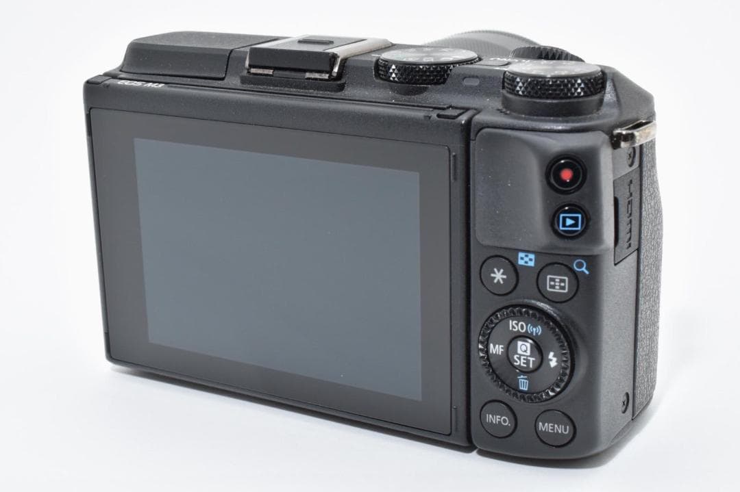 美品 キヤノン Canon EOS M3 EF-M 15-45mm IS STM