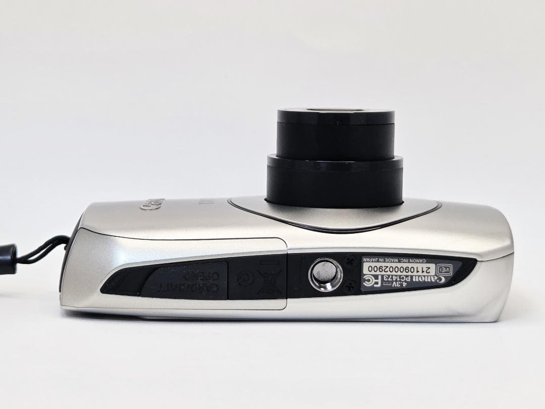 キヤノン　Canon IXY 30S シルバー 《元箱付属・動作確認済み》