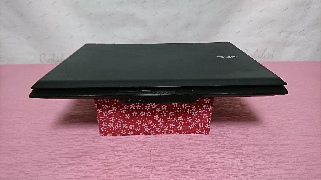 NEC　i3 SSDノートパソコン