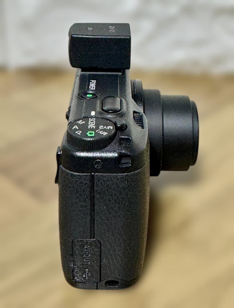 【極美品・ショット数645回】RICOH GR DIGITAL II ＋GV-2