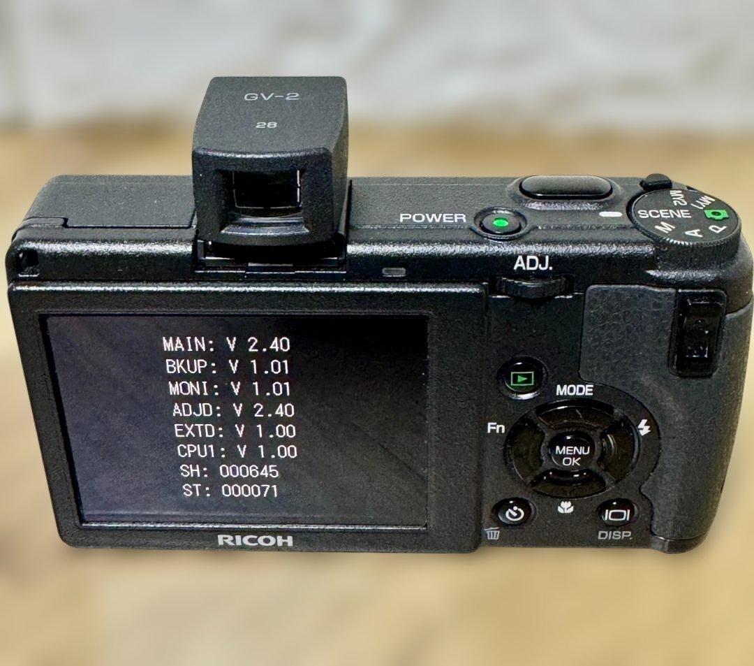【極美品・ショット数645回】RICOH GR DIGITAL II ＋GV-2