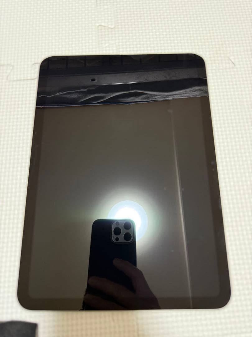iPad Wi-Fiモデル 128GB シルバー 画面割れ バッテリー100%