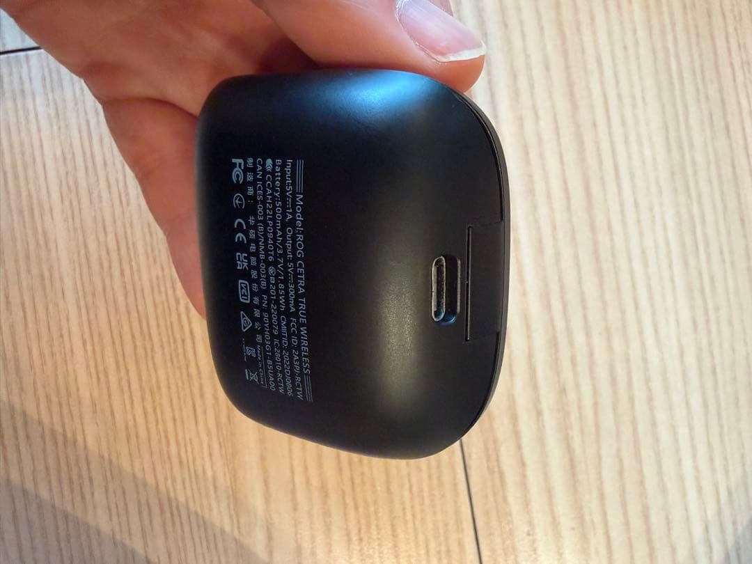 ROG Cetra True Wireless ゲーミングイヤフォン