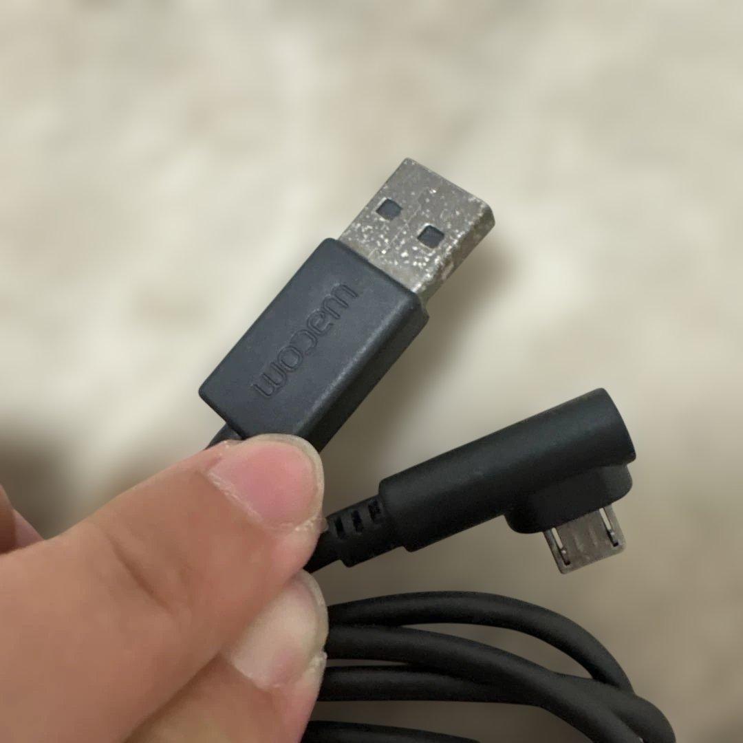 Wacom Intous S Bluetooth ワイヤレス ピンク