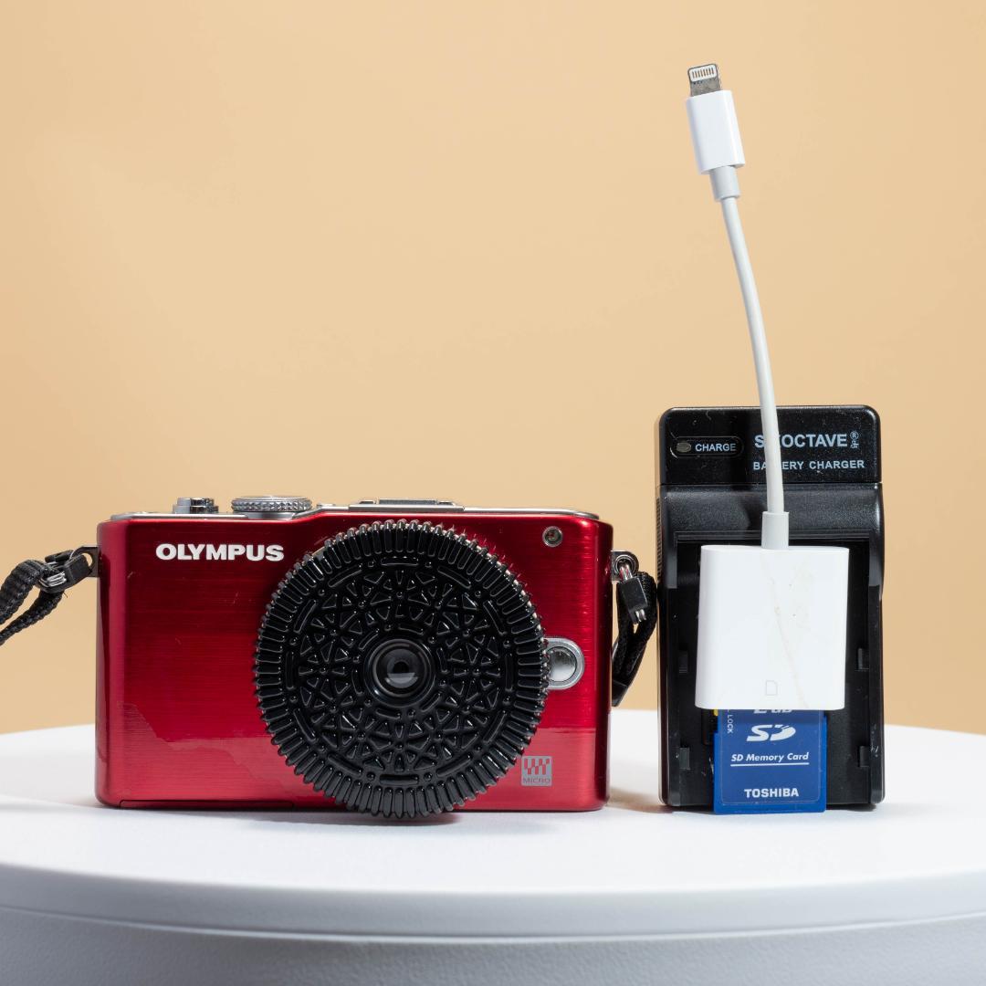 【写ルンです感覚のコンデジ】OLYMPUS PEN E-PL3 32mm