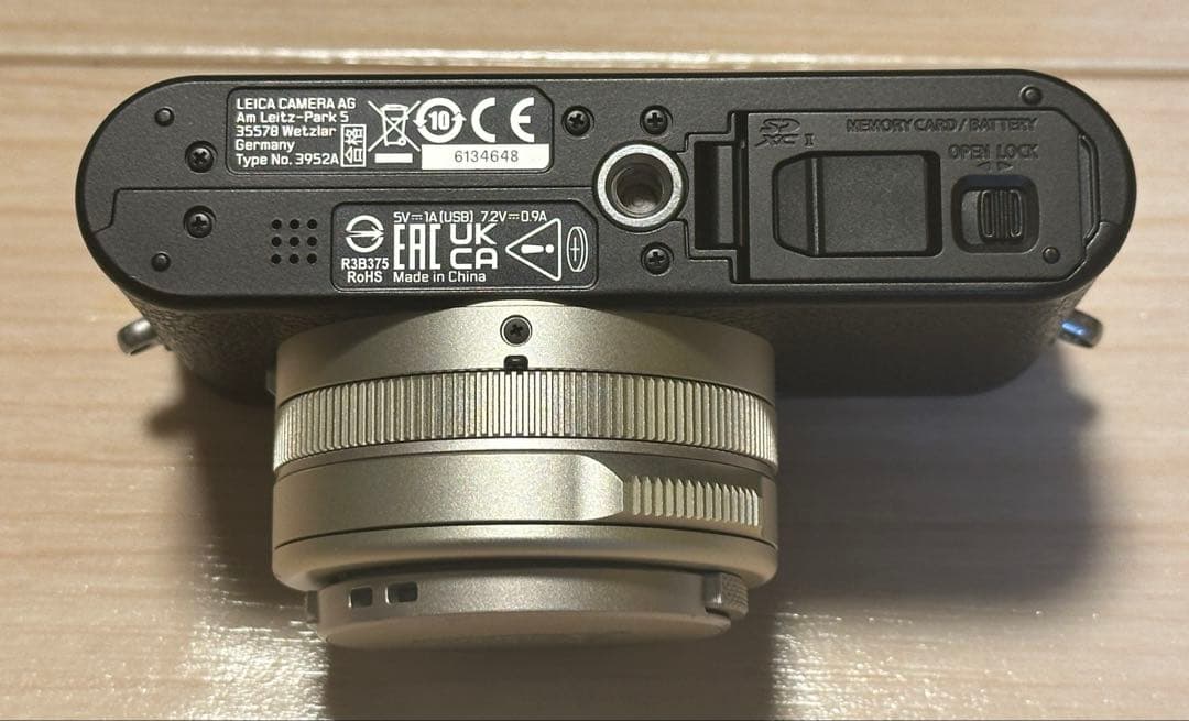 Leica D-LUX8 100 YEARS Yosemiteストラップ付き