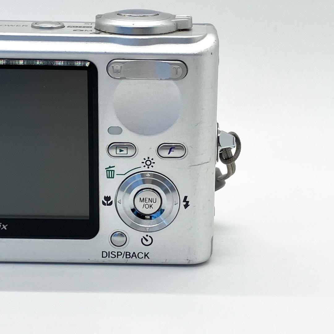 ⭐️名機CCDモデル⭐️FUJIFILM FinePix F10 シルバー 匿名