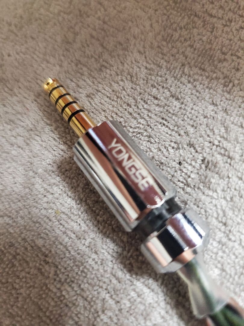 イヤホン YONGSE Sirius (2pin/4.4mm)