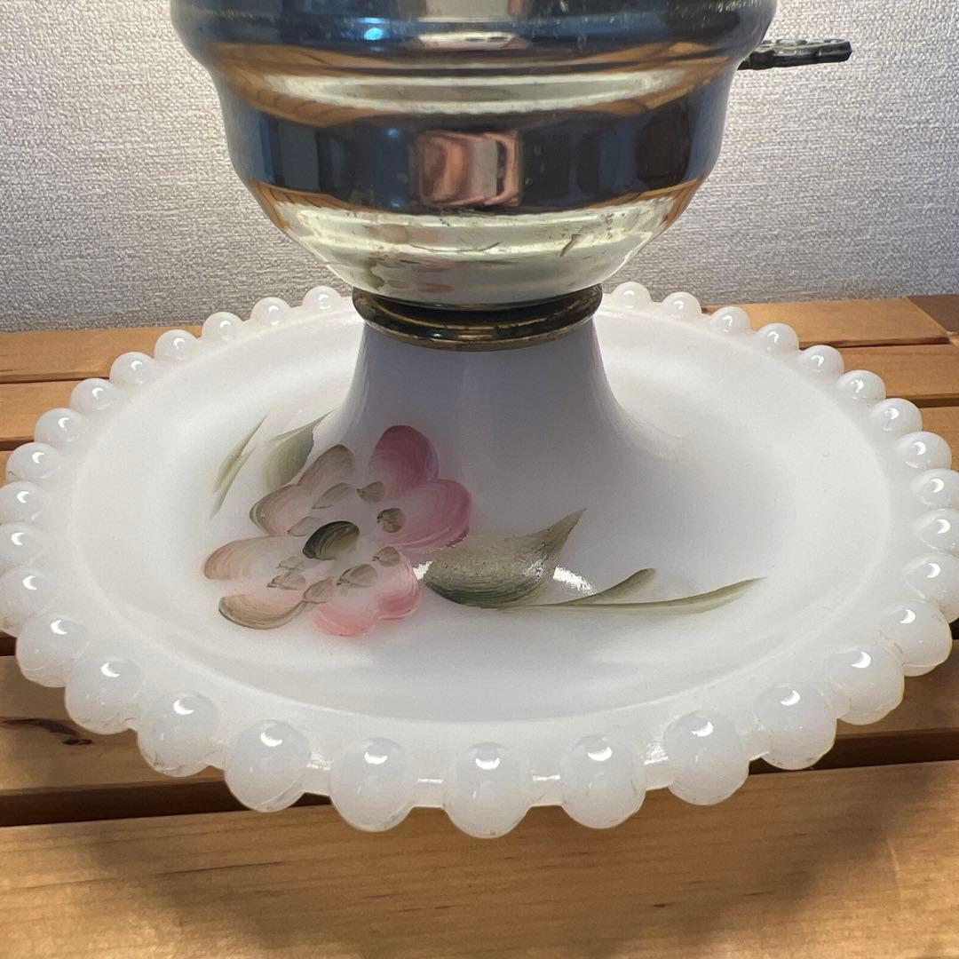 ビンテージランプ　ミルクガラス　ホブネイル　ゴールド　花柄