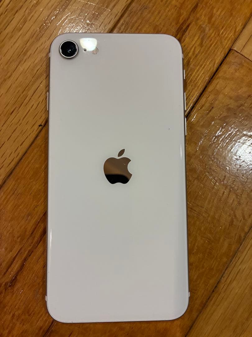 Apple iPhone SE (第2世代) ホワイト（美品）