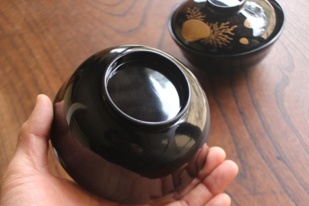 時代逸品！端正な黒漆に優美な貝尽くし蒔絵の映えるお椀2点（検輪島塗蒔絵椀吸い物椀