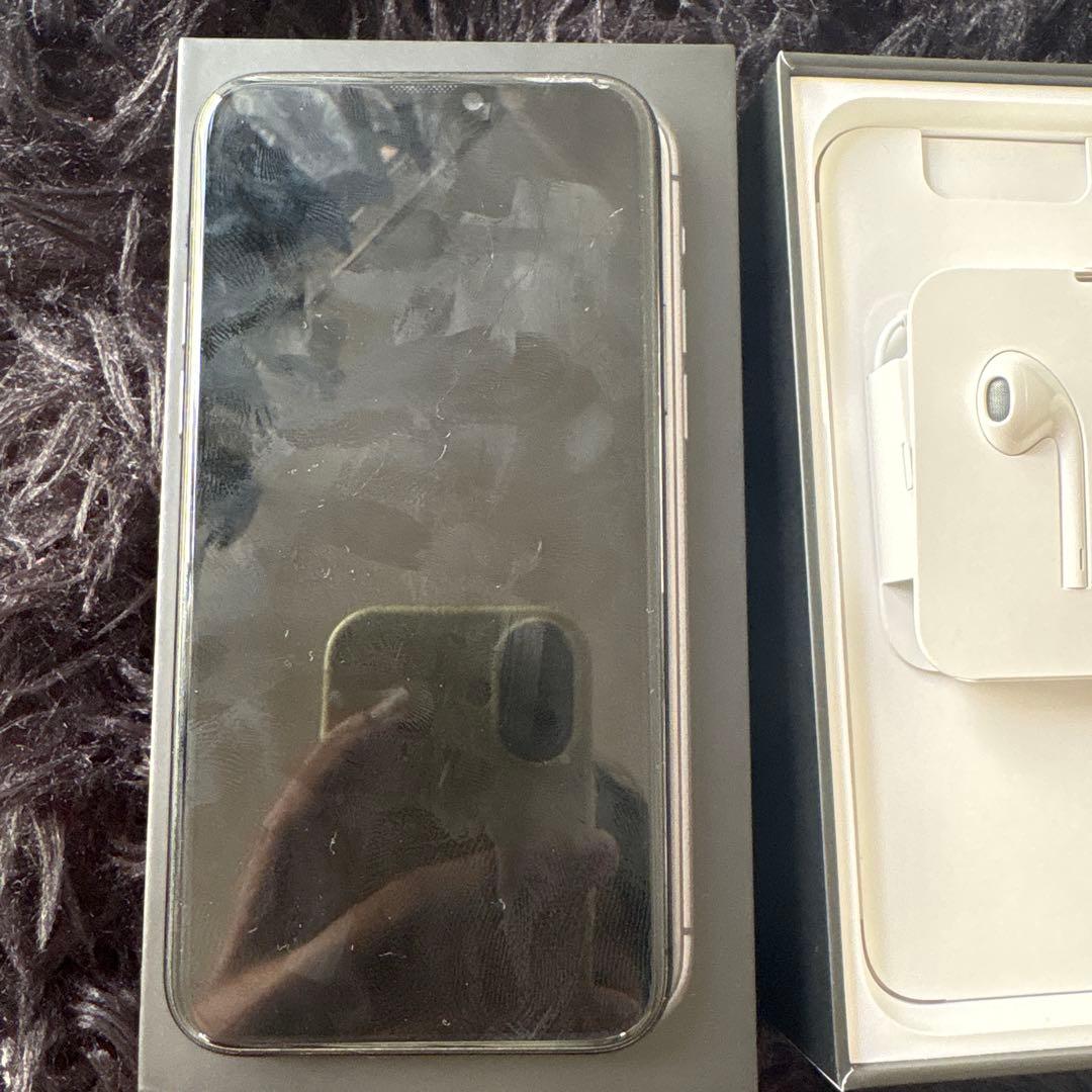 Apple iPhone 11 Pro スペースグレー 本体とEarPods付き