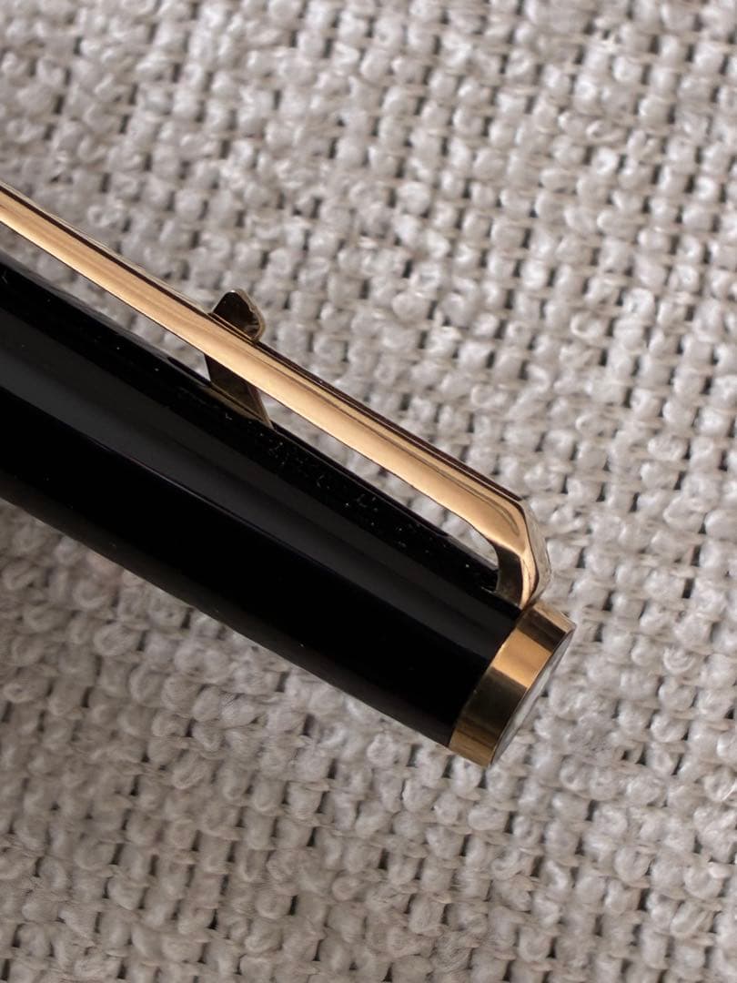 ◾️美品◾️MONT BLANC モンブラン◾️ハンマートリガー式ボールペン◾️黒/金