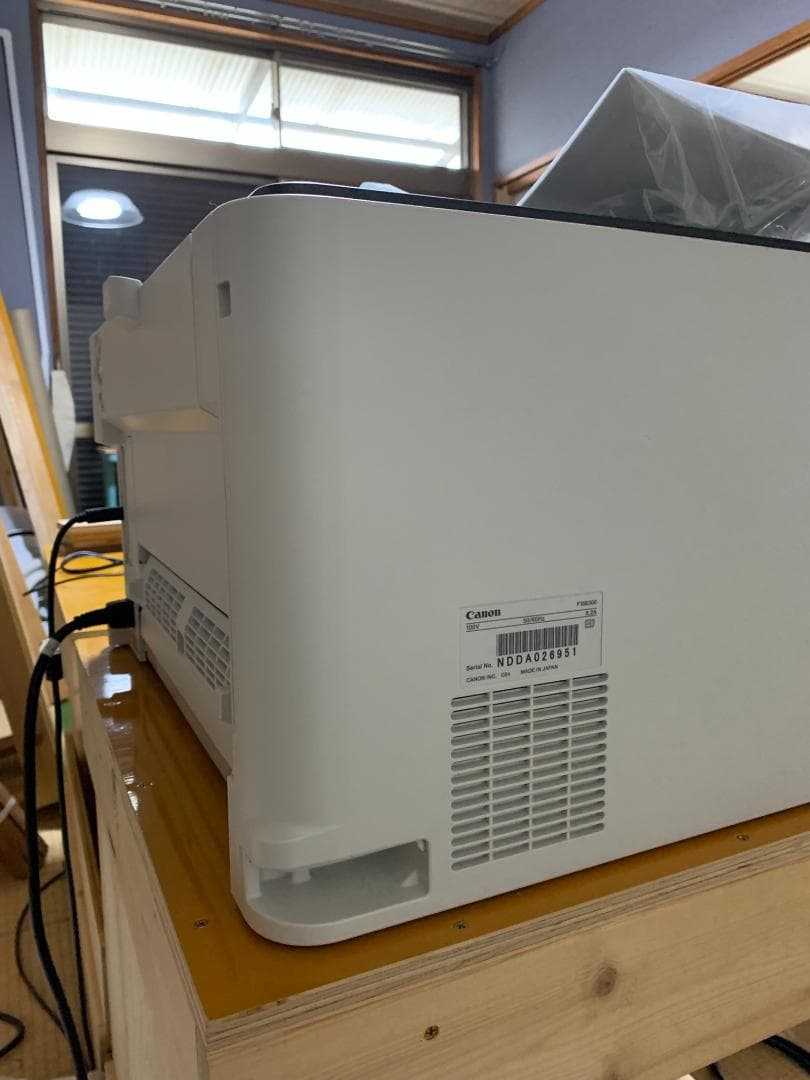 Canon LBP8100 レーザープリンター