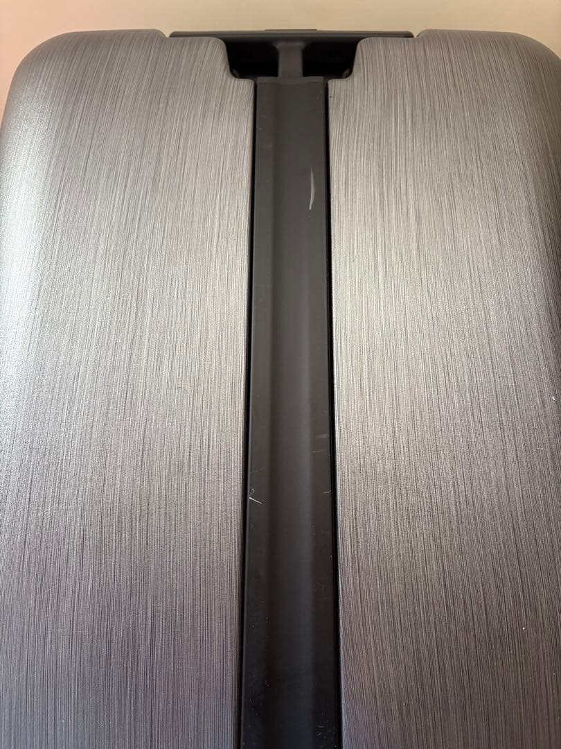 Samsonite サムソナイト スーツケース　INOVA 機内持込可能　41L
