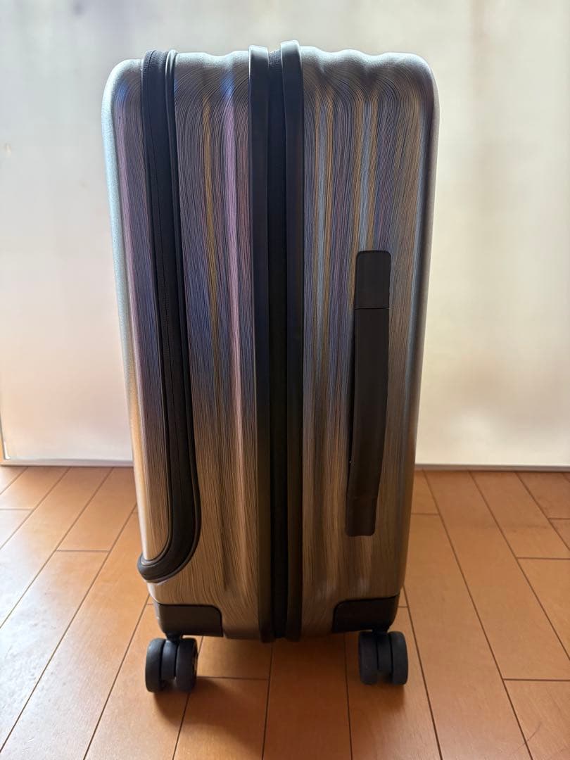 Samsonite サムソナイト スーツケース　INOVA 機内持込可能　41L
