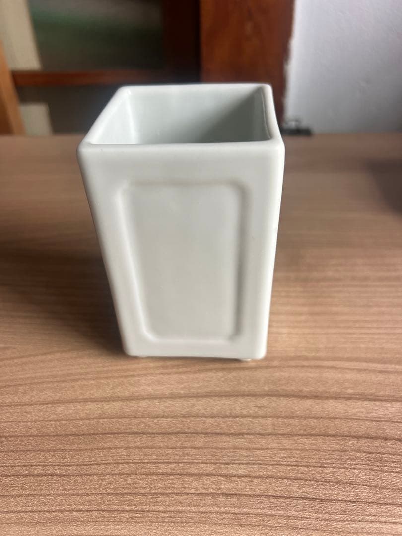 白磁 四方筆筒 ペン立て 陶器 シンプル インテリア 書道具