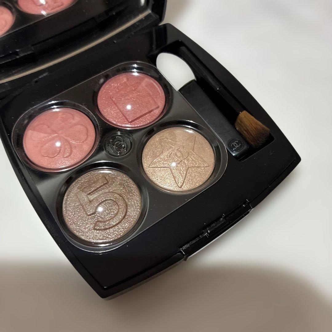CHANEL レキャトルオンブルブトン　209 ブトン　マドモアゼル
