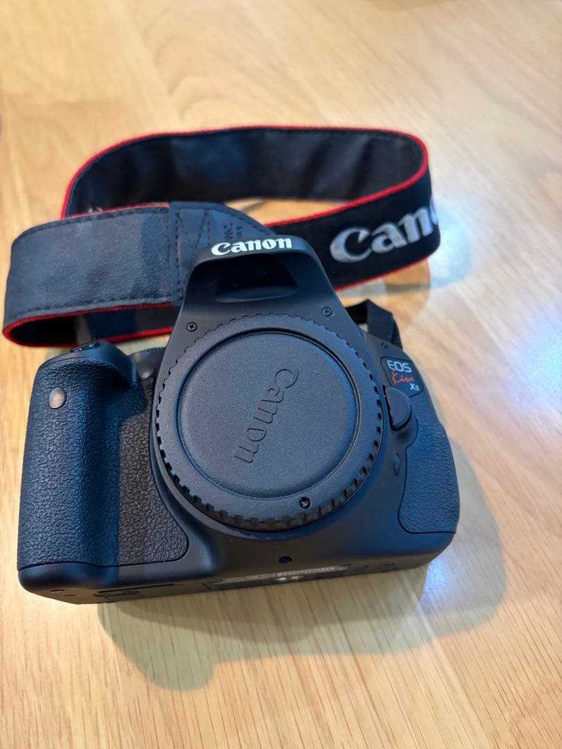 CANON EOS kiss X5 予備バッテリー、SDカード2枚、バッグ付き