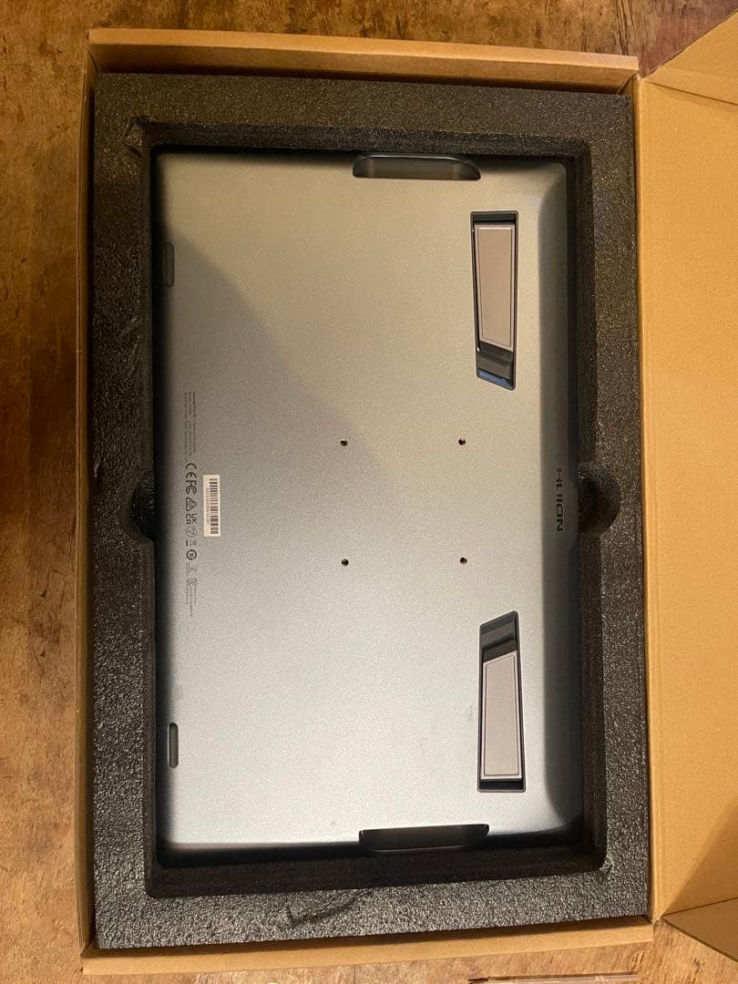 【美品】HUION KAMVAS PRO19　4K液晶ペンタブ