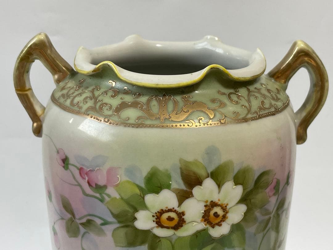 I.E. & C. Co. Japan Hand-Painted Vase 花瓶
