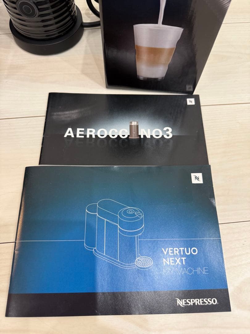 S*a様 新品同様　Nespresso Vertuo Next エスプレッソマシ