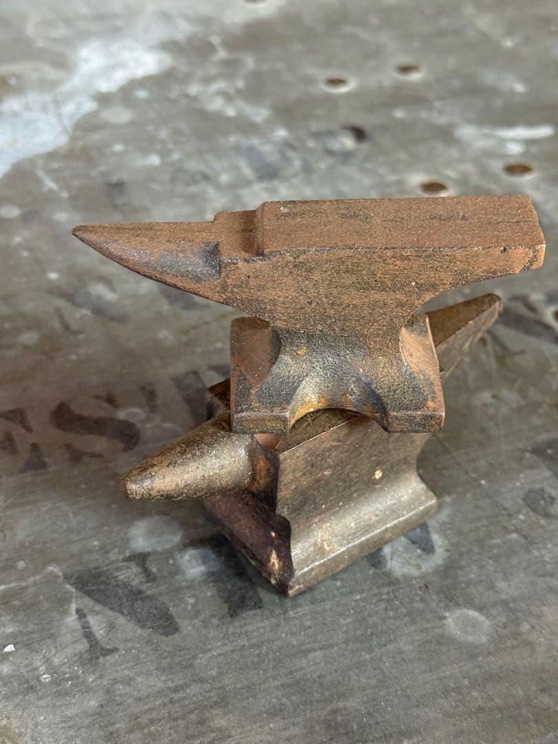アンティーク雑貨 Miniature Anvil