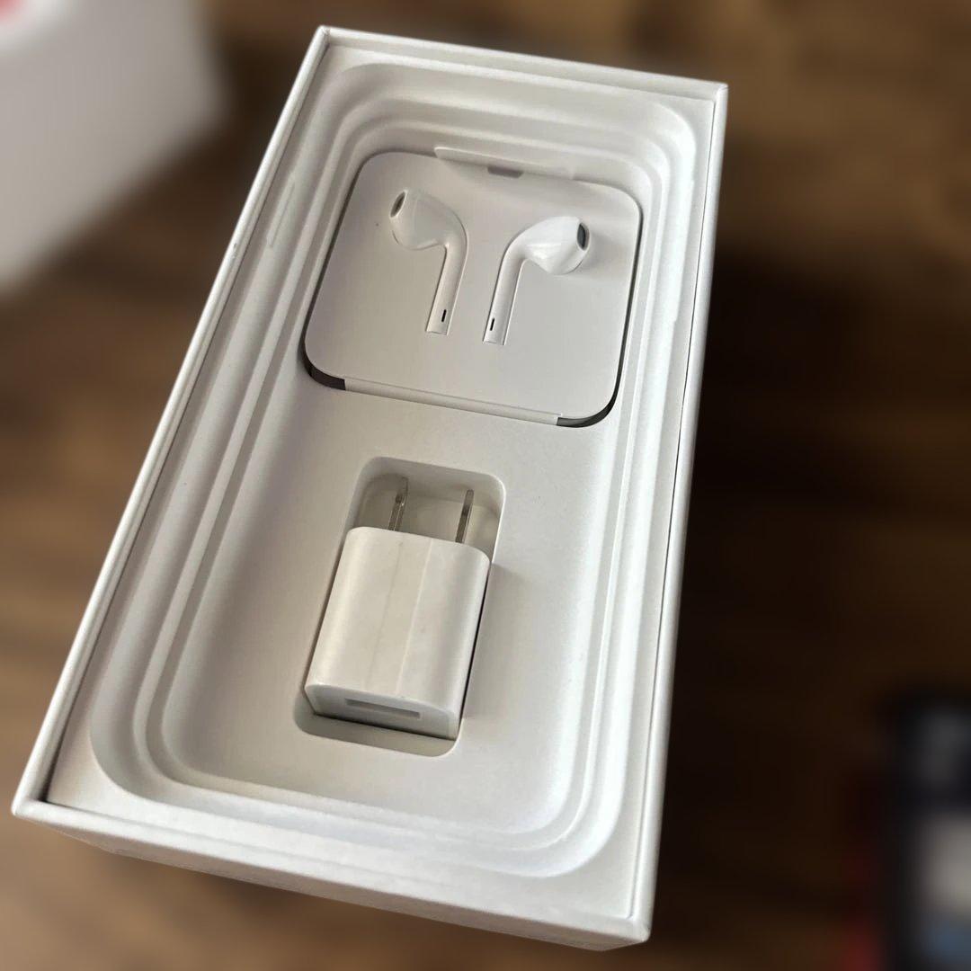 ⭐️希少新品同様⭐️iPhone 11 256GB SIMフリー