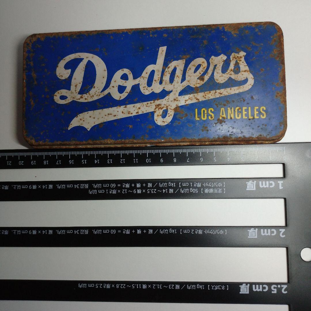 眞ちゃんドジャース LOS ANGLES 缶 ペンケース