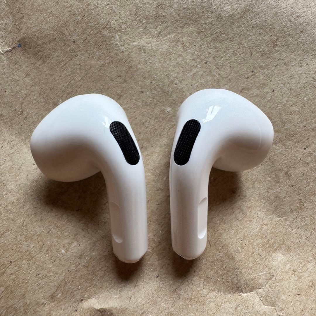 【保証期間内】Airpods 4(ANC)ノイズキャンセリング搭載