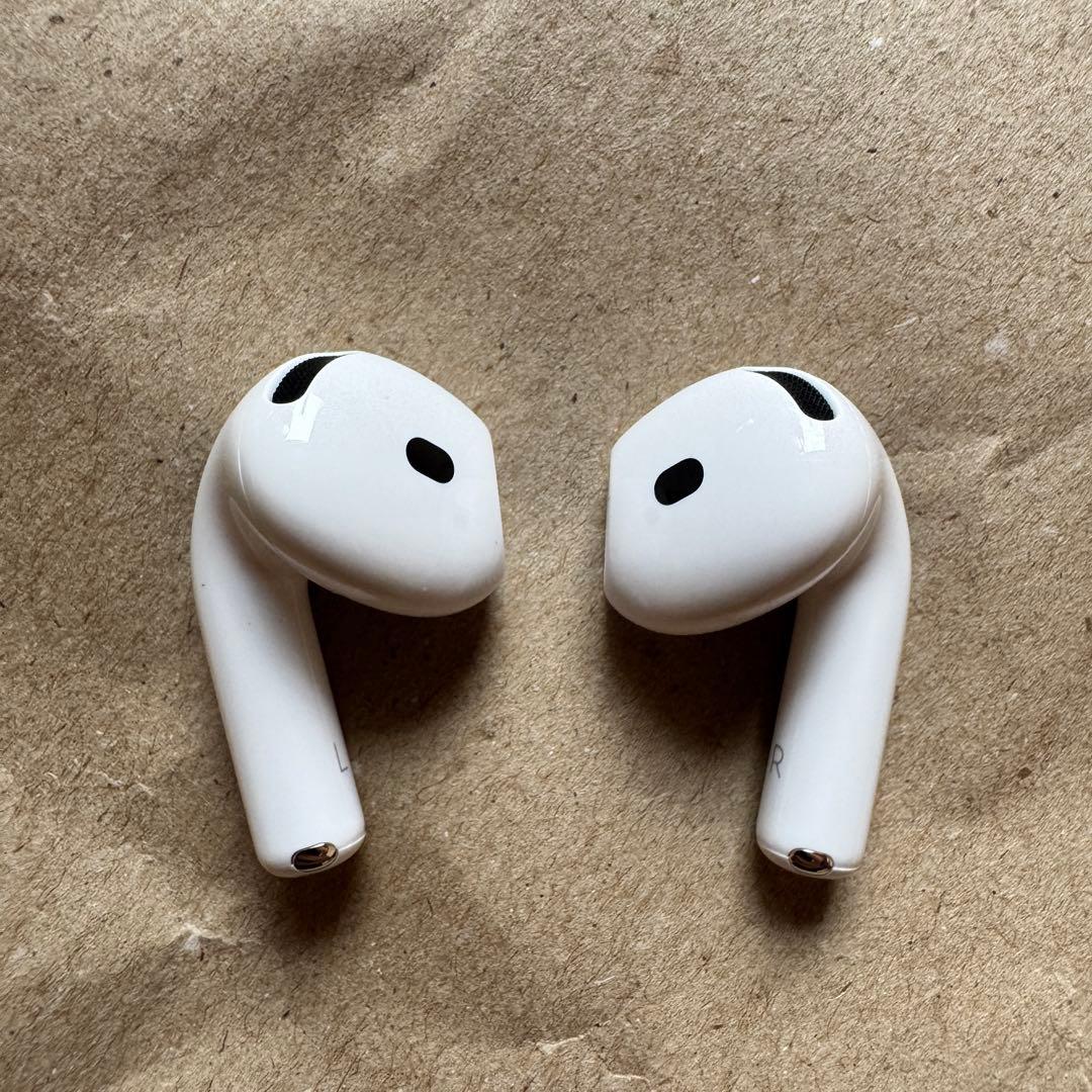 【保証期間内】Airpods 4(ANC)ノイズキャンセリング搭載