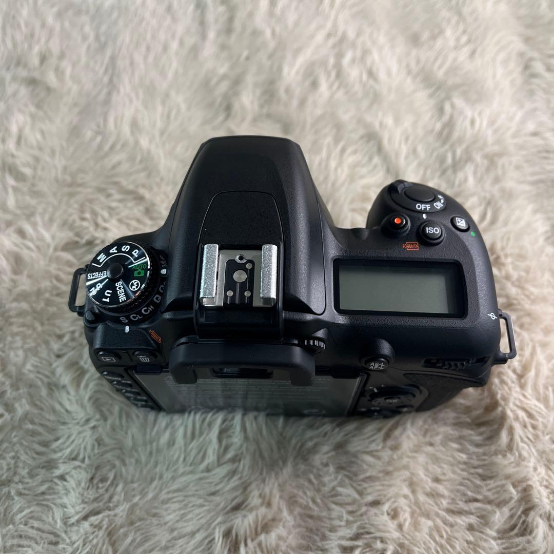 Nikon D7500 18-140VR レンズキット D7500 18-140