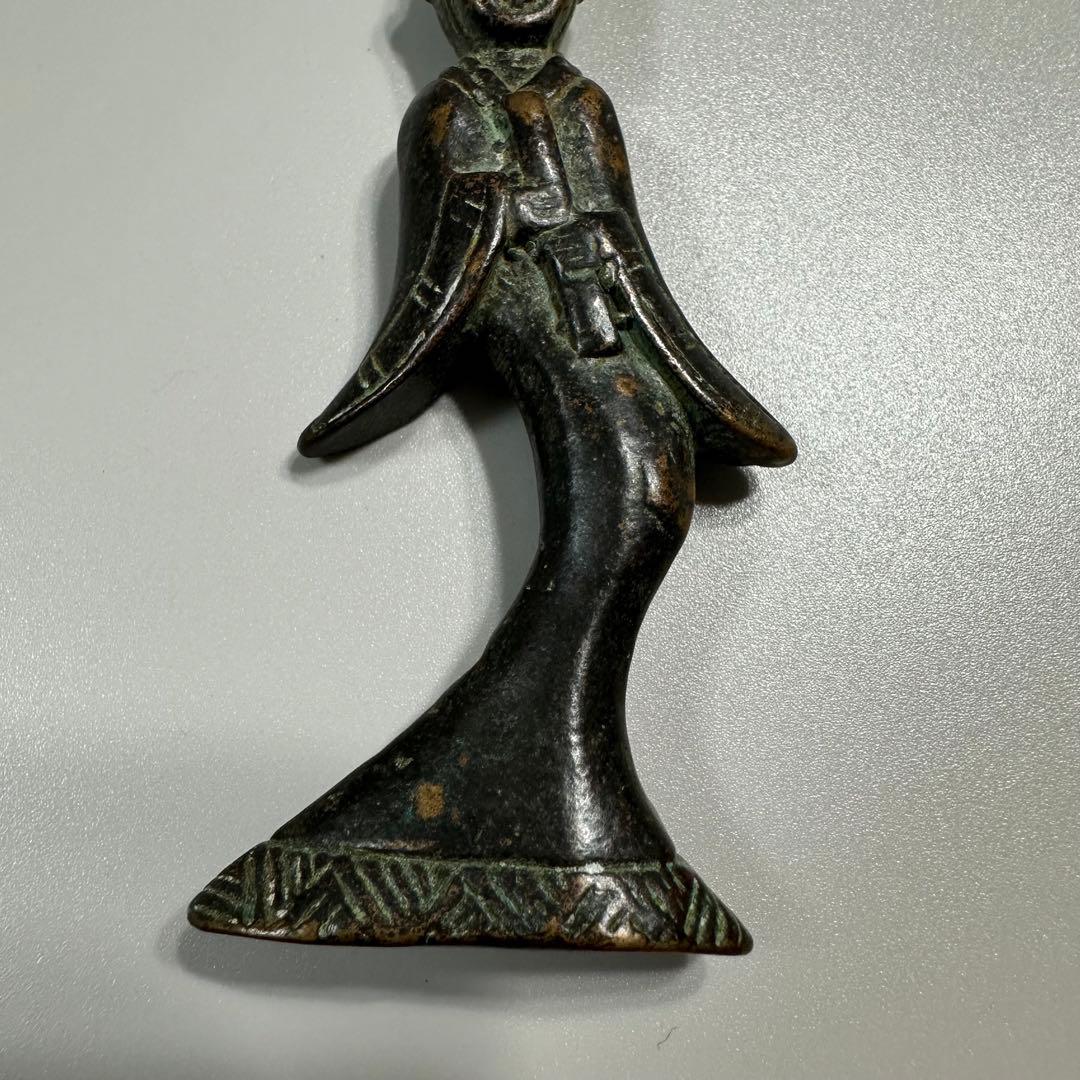旧蔵　祭祀品　魔除け女性　人形埴輪　銅製